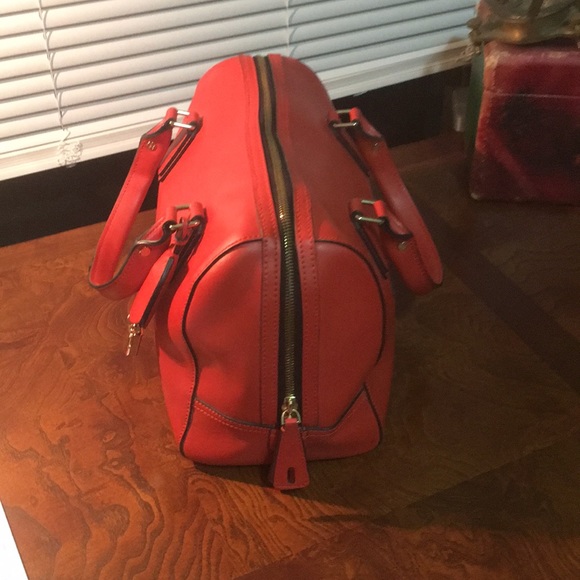 BCBG Carryall Bowler Bag - Picture 3 of 8